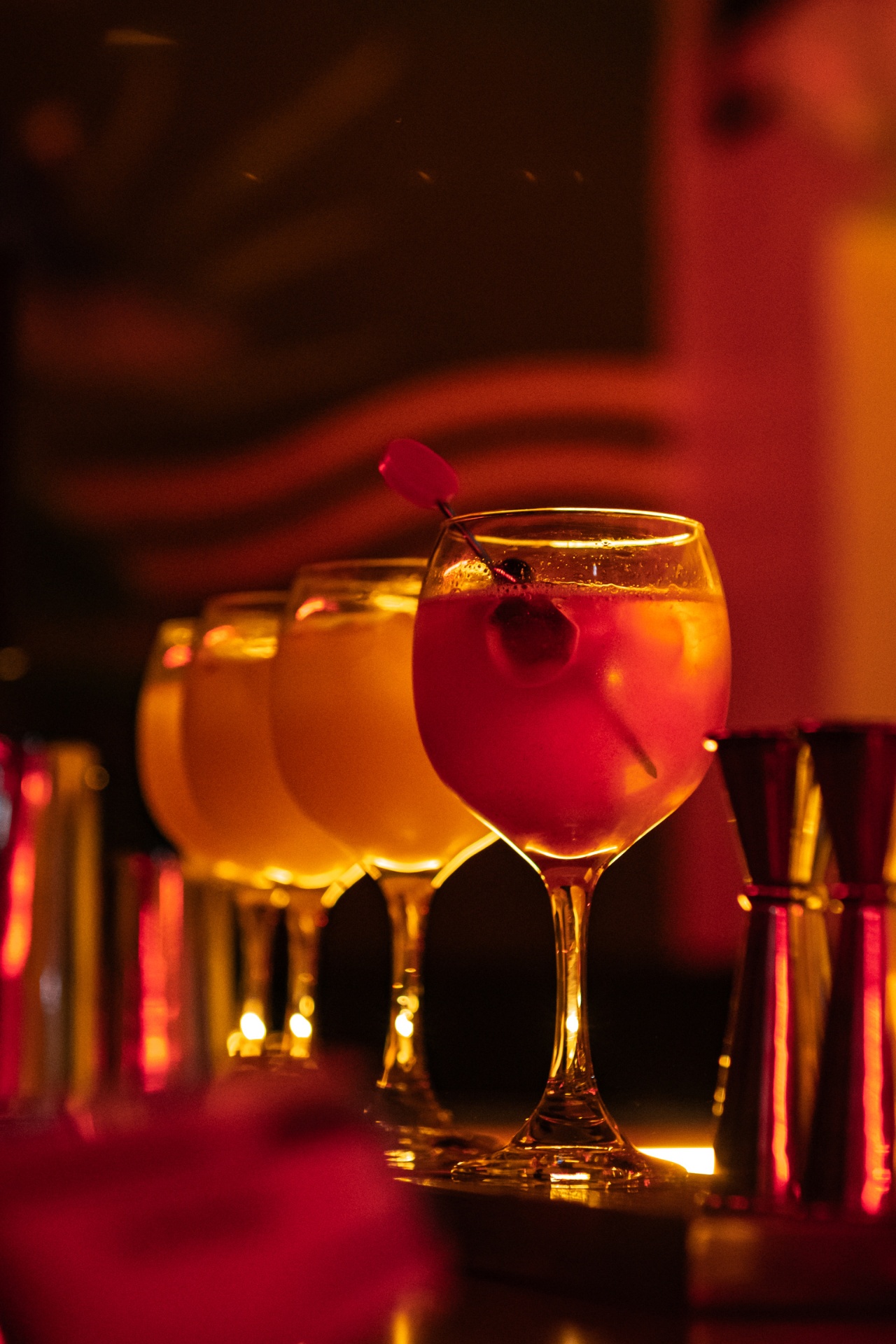 Black Llama Bar en Cusco — noche, cocktails y baile
