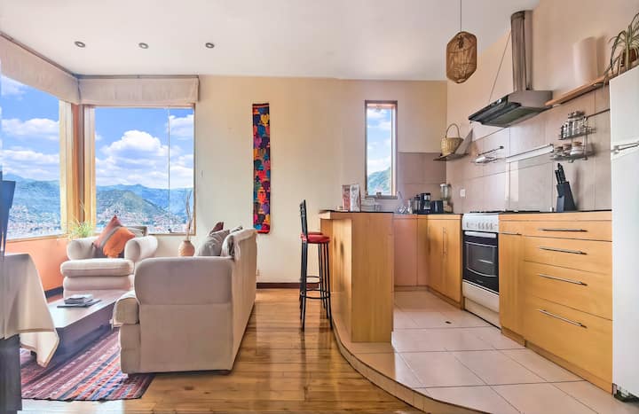 La Mejor Vista de Cusco interior photo 4 — Black Llama Homes Cusco